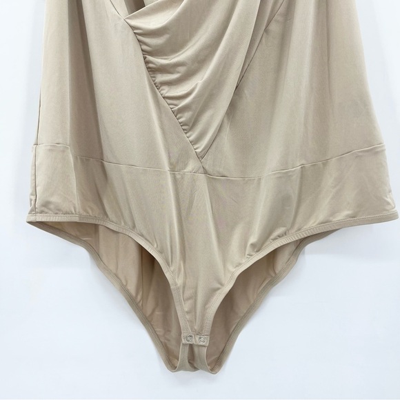 NWT Torrid Golden Champagne Studio Knit Surplice Bodysuit 5X - Picture 6 of 14